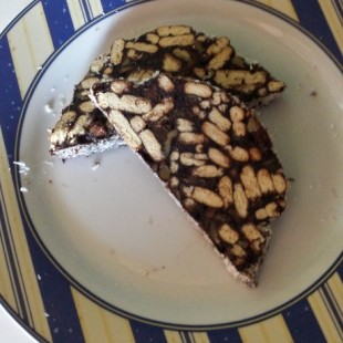 Diós-kókuszos keksztekercs