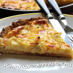 Sajtos-hagymás pite Sajtos-hagymás pite
