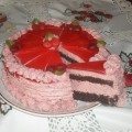 Tejszínes meggyjoghurt torta